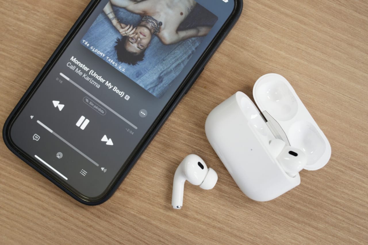 Budget AirPods – Rs.999 Flash Sale